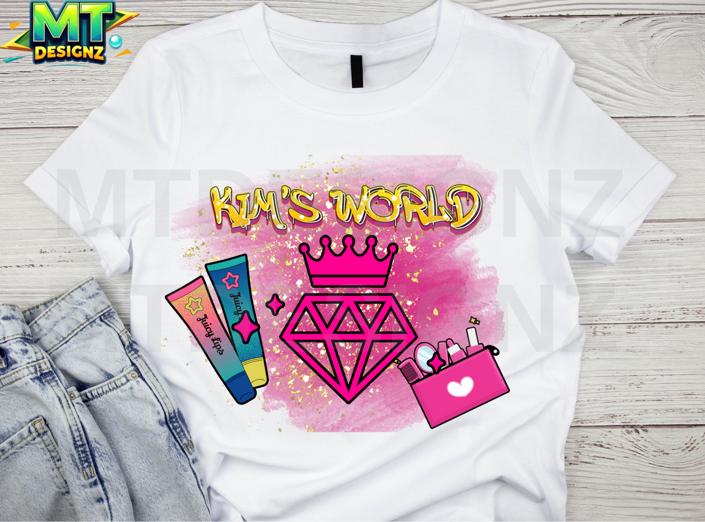 Girlie Design-Makeup bag/Gloss V-Neck Shirt add your name!